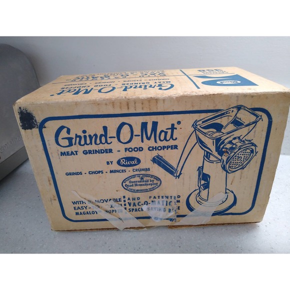 Vintage Rival 358 white Grind-O-Mat meat grinder - Picture 2 of 10